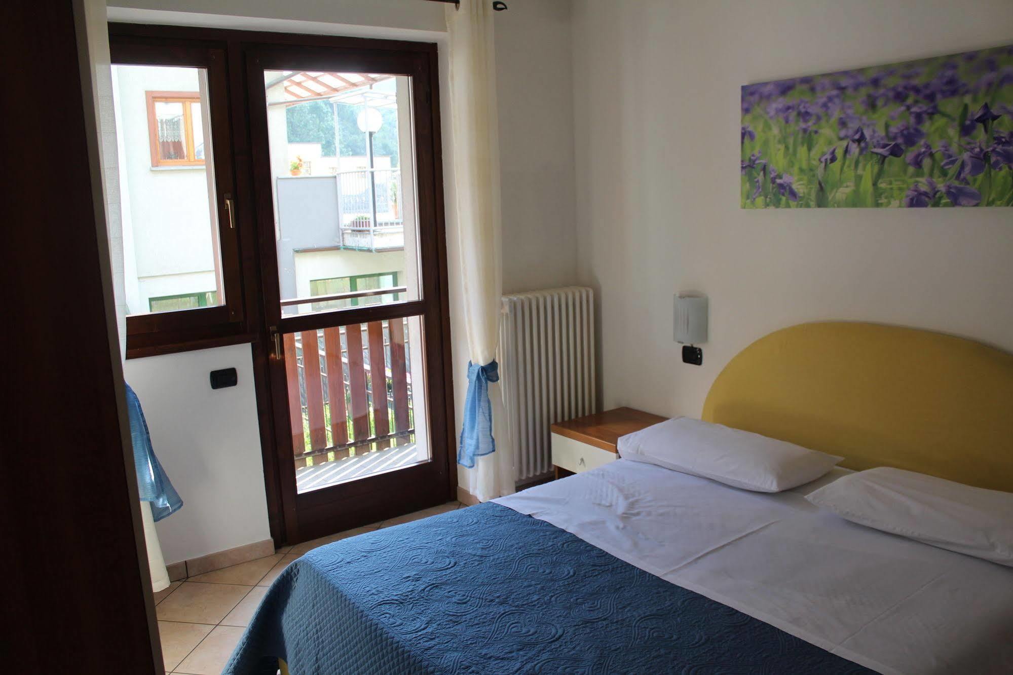 Lanterna Apartments 奇萨瓦玛兰科 外观 照片